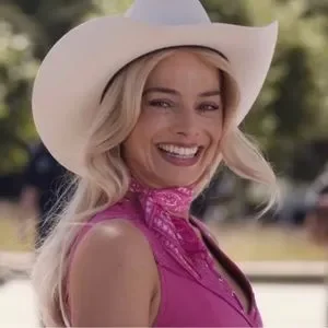 Zara x Barbie Cowboy Hat White Wool Felt s_wp_65908df3c9a228e6e4e2aa89.webp main image 4